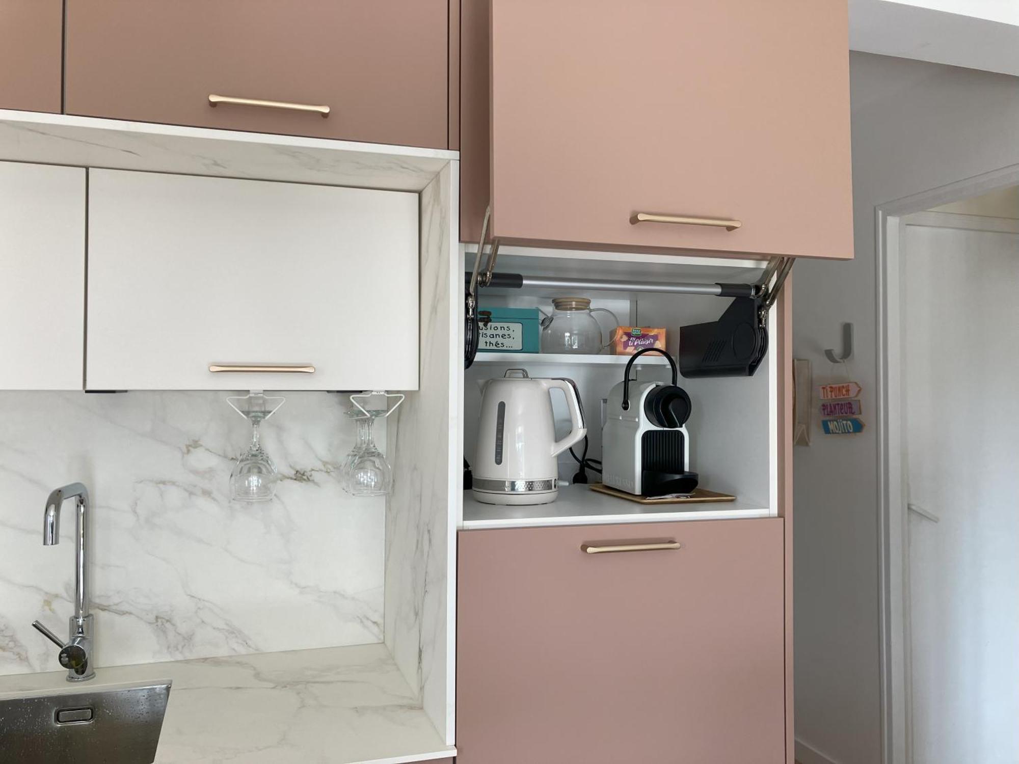 Mer & Relax - Parking - Wifi - Terrasse - Mer Saint-Cyr-sur-Mer Buitenkant foto