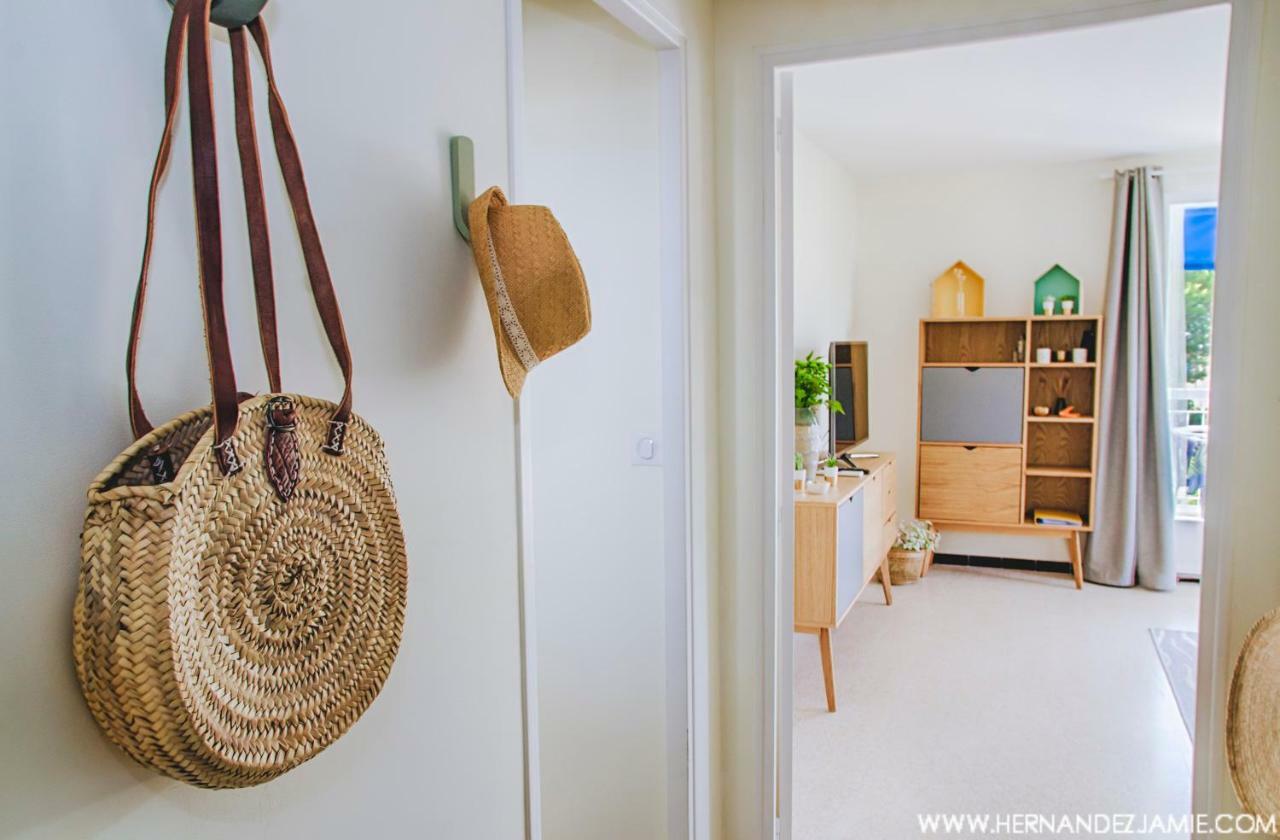 Mer & Relax - Parking - Wifi - Terrasse - Mer Saint-Cyr-sur-Mer Buitenkant foto